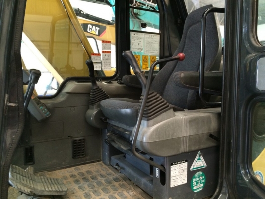 มาถึงแล้วนะครับ PC120-6E-64776 แทรค 70 รถสวยๆเลยครับ เก่านอกราคาไม่แพง เข้ามาดูของได้เลยครับ