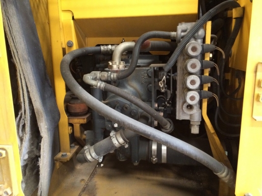 มาถึงแล้วนะครับ PC120-6E-64776 แทรค 70 รถสวยๆเลยครับ เก่านอกราคาไม่แพง เข้ามาดูของได้เลยครับ