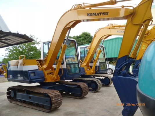 ขายรถขุด  KOMATSU PC60-6  มีหลายคัน