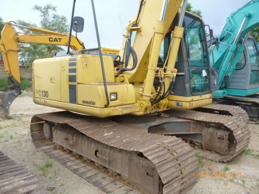 ขายรถขุด KOMATSU PC130-6 มีหลายคัน ขายรถขุด KOMATSU PC130-6 มีหลายคัน