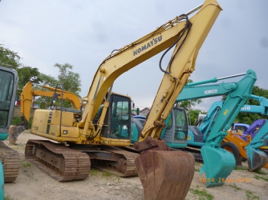 ขายรถขุด  KOMATSU PC130-6  มีหลายคัน