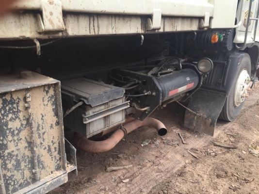 ขายดาวน์ 18 ล้อแม่ลูก 251 (260) แรง รถปี 2556 รถสวยเดิมๆยางสวย เหลือผ่อนงวด 30 งวด ไมล์ 220000 กม. ไม่เคยชนไม่เคยแกะ