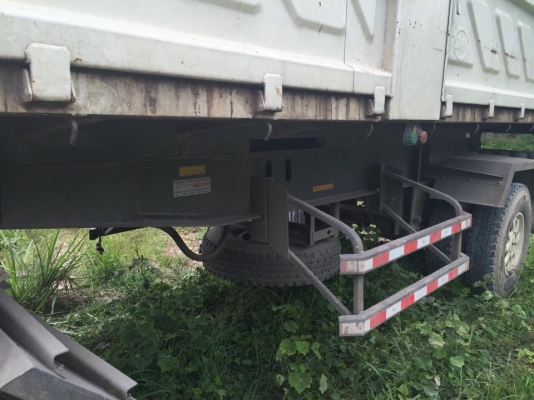 ขายดาวน์ 18 ล้อแม่ลูก 251 (260) แรง รถปี 2556 รถสวยเดิมๆยางสวย เหลือผ่อนงวด 30 งวด ไมล์ 220000 กม. ไม่เคยชนไม่เคยแกะ