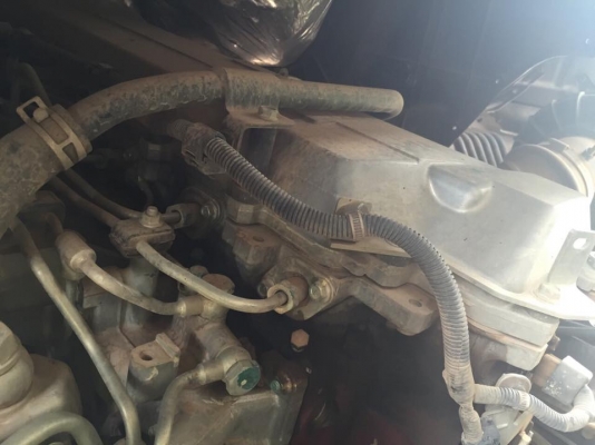 ขายดาวน์ 18 ล้อแม่ลูก 251 (260) แรง รถปี 2556 รถสวยเดิมๆยางสวย เหลือผ่อนงวด 30 งวด ไมล์ 220000 กม. ไม่เคยชนไม่เคยแกะ