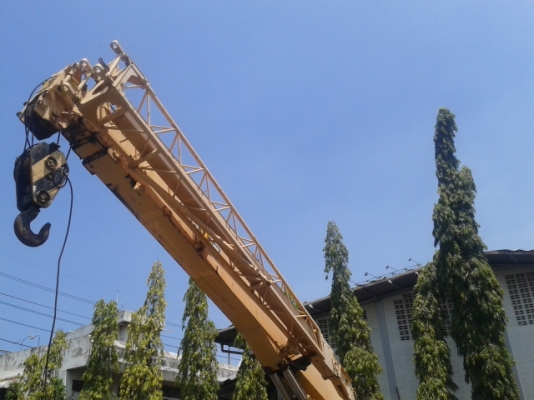 บูมยกชุด TADANO TR250-M3