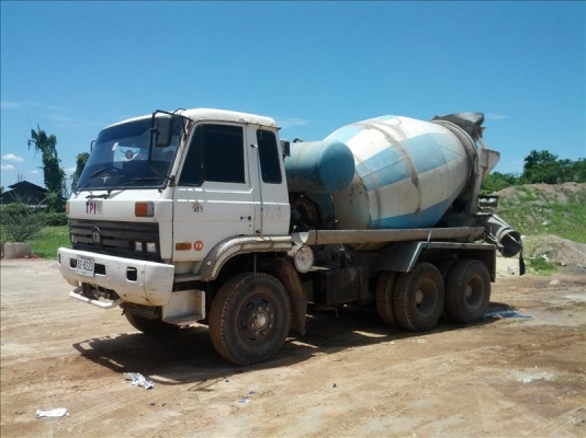 รถโม่ปูนนิสสัน 230 แรง โม่ไดกิ้น รถโม่ปูนนิสสัน 230 แรง โม่ไดกิ้น