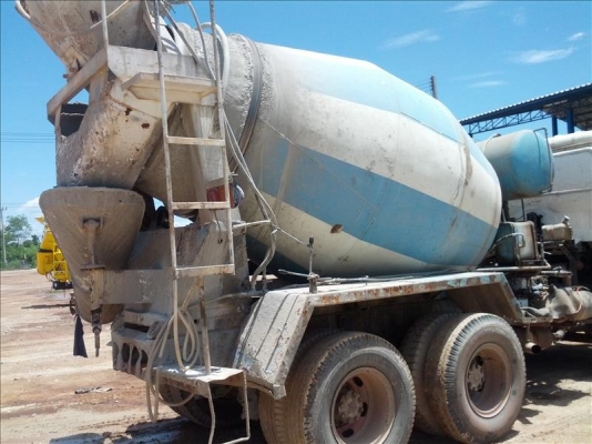 รถโม่ปูนนิสสัน 230 แรง โม่ไดกิ้น รถโม่ปูนนิสสัน 230 แรง โม่ไดกิ้น