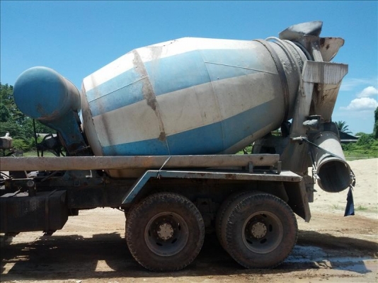 รถโม่ปูนนิสสัน 230 แรง โม่ไดกิ้น รถโม่ปูนนิสสัน 230 แรง โม่ไดกิ้น