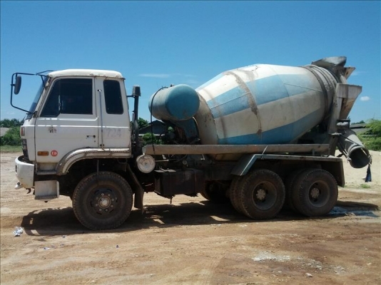 รถโม่ปูนนิสสัน 230 แรง โม่ไดกิ้น รถโม่ปูนนิสสัน 230 แรง โม่ไดกิ้น