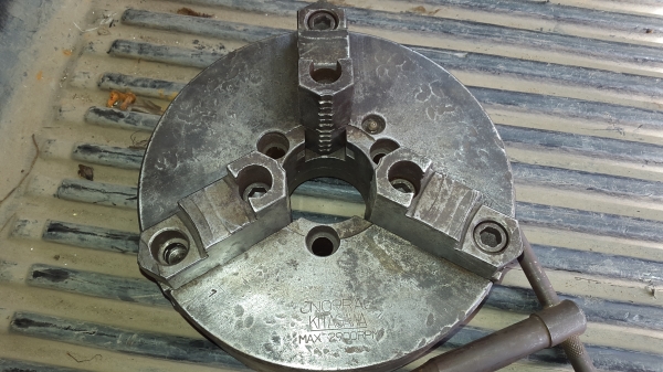 3 จับ ขนาด 9 นิ้ว ของญี่ปุ่น ฟันกลับได้ สภาพสวย ๆ 5,500