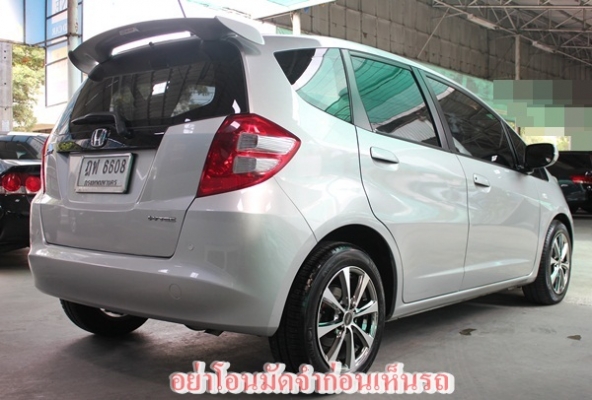 มือเดียว ไมล์น้อย 76,xxx ไม่แก๊ส Jazz 1.5 V(AS) ปี 2010