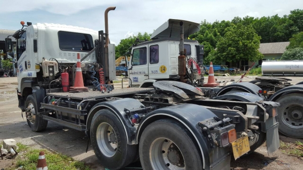 ขายด่วนครับ หัวปาก ISUZU 360 ปี 52 รถสวย พร้อมใช้งานเลยครับ มี 5 คัน