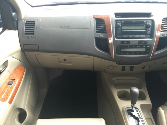 ขาย Fortuner  2.7 V