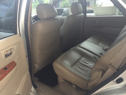 ขาย Fortuner  2.7 V