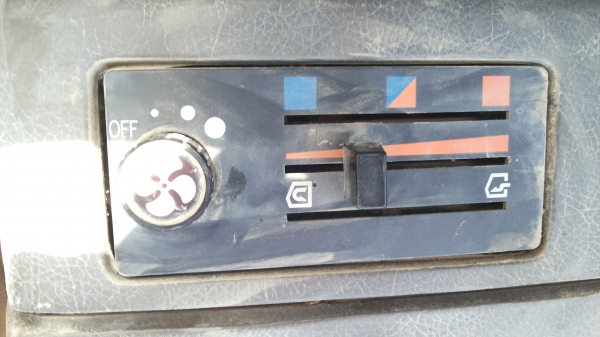 ขายด่วนรถเเม็คโครHITACHI EX120-2เก่าญี่ปุ่นแท้สถาพสวยเดิมๆยังไม่เคยใช้งานในเมืองไทยเลย ขายด่วนรถเเม็คโครHITACHI EX120-2เก่าญี่ปุ่นแท้สถาพสวยเดิมๆยังไม่เคยใช้งานในเมืองไทยเลย