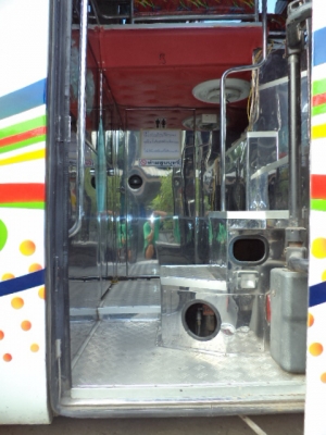 รถบัสแอร์45ที่นั่งให้เช่า0895169388ไลน์yutnatour