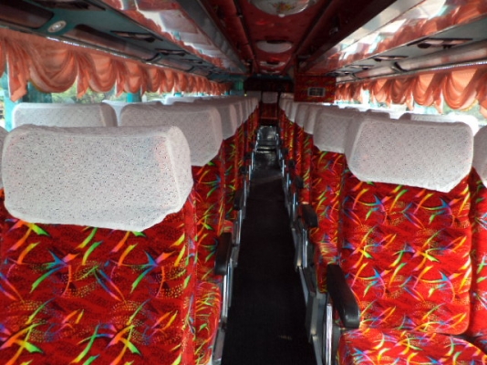 รถบัสแอร์45ที่นั่งให้เช่า0895169388ไลน์yutnatour