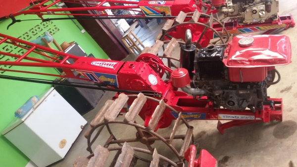 ขายครับเครื่องจีเอ80กับโครงลิงลม3เกียร์ราคา13500บาบจะชื้อแต่เครื่องก็ได้ราคา6500บาทจะชื้อแต่โครงก็ได้ครับราคา8500บาทสนใจโทร0813655887อำพร พาเจริญราคานี้ยังต่อลองได้อีกนะครับ