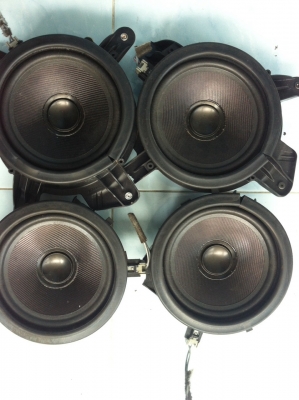 ลำโพง VOLVO 6.5นิ้ว เคฟล่า ไฮเอน 2คู่ Made in Sweden มือ2