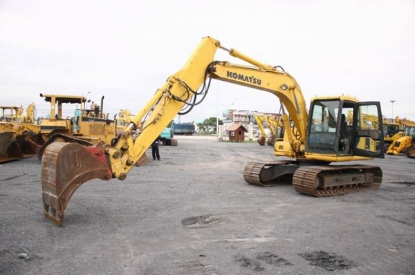 ขายด่วนบู้งกิ้รถแม็คโคร120พร้อมตัวงับใส่ได้กับรถแม็คโครทูกรุ่นทูกยี้ห่อของนอก