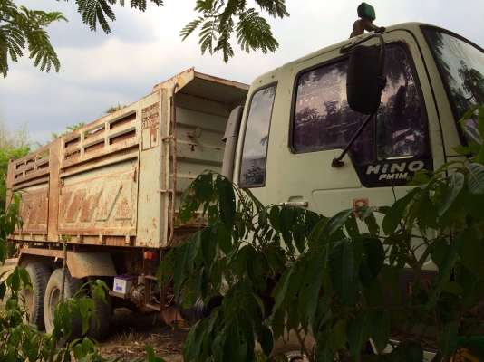 ขายด่วน รถสิบล้อสองเพลาดั้มพ์. HINO. FM 1M  . พร้อมใช้งาน เอกสารพร้อม