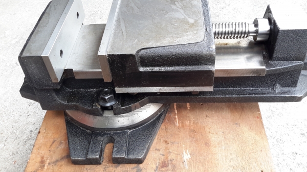 ขายปากกามิลลิ่ง 6 นิ้ว ปรับองศา ขายปากกามิลลิ่ง 6 นิ้ว ปรับองศา