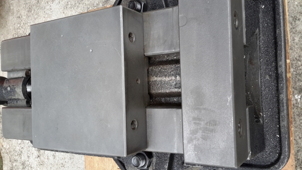 ขายปากกามิลลิ่ง  6 นิ้ว ปรับองศา สภาพใหม่