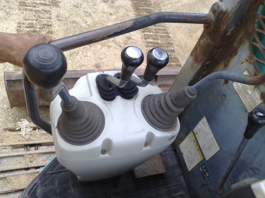 IHI 30uj สภาพเก่านอก ทำงานครบหมด