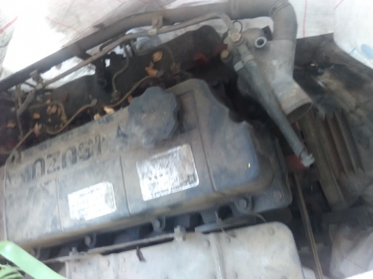 ขายเครื่อง10ล้อ 6 สูบและ 4 สูบมีเกียร์ราคาถูกมากดูด้านในเลย ขายเครื่อง10ล้อ 6 สูบและ 4 สูบมีเกียร์ราคาถูกมากดูด้านในเลย