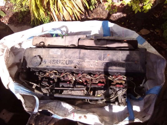 ขายเครื่อง10ล้อ 6 สูบและ 4 สูบมีเกียร์ราคาถูกมากดูด้านในเลย ขายเครื่อง10ล้อ 6 สูบและ 4 สูบมีเกียร์ราคาถูกมากดูด้านในเลย