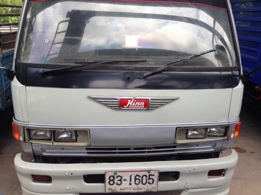 ขายรถ6ล้อกระบะบรรทุก FC2W 120 แรง/2เพลาปี39พร้อมใช้งาน