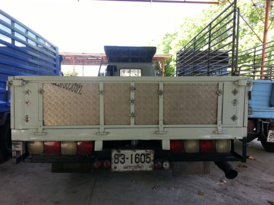 ขายรถ6ล้อกระบะบรรทุก FC2W 120 แรง/2เพลาปี39พร้อมใช้งาน