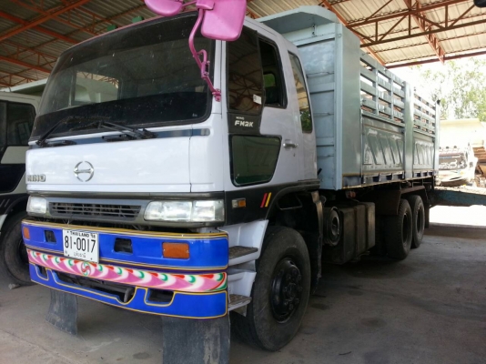 ขายรถ10ล้อกระบะบรรทุกดั้ม  HINO FM2K 240แรงม้า/ปี40 พร้อมใช้งาน
