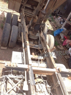 รถบรรทุก 10 ล้อ MITSUBISHI FN527 220 แรงม้า ปีจดทะเบียน 2546 รถบรรทุก 10 ล้อ MITSUBISHI FN527 220 แรงม้า ปีจดทะเบียน 2546