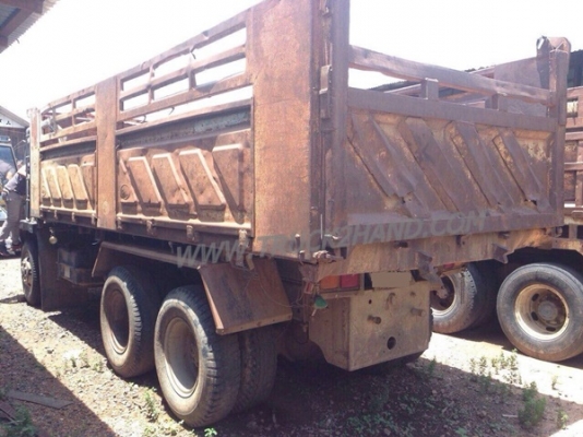 รถบรรทุก 10 ล้อ MITSUBISHI FN527 220 แรงม้า ปีจดทะเบียน 2546 รถบรรทุก 10 ล้อ MITSUBISHI FN527 220 แรงม้า ปีจดทะเบียน 2546