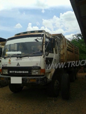 รถบรรทุก 10 ล้อ MITSUBISHI FN527  220 แรงม้า  ปีจดทะเบียน 2546