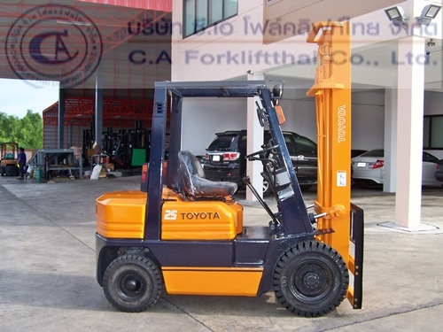 ขายรถ โฟล์คลิฟท์ TOYOTA รุ่น 5-FD25
