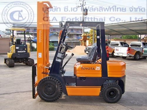 ขายรถ โฟล์คลิฟท์ TOYOTA รุ่น 5-FD25