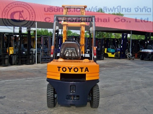 ขายรถ โฟล์คลิฟท์ TOYOTA รุ่น 5-FD25