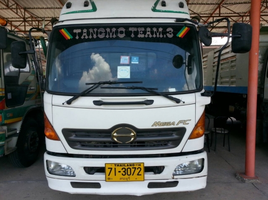 ขายรถ6ล้อ HINO FC4J 144แรงม้า/2เพลา/ปี52 พร้อมใช้งาน