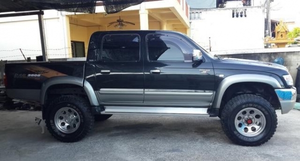 ขาย toyota sport cruiser D4D 4x4 ปี04