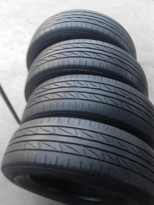 185/65R14  BRIDGESTONE ชุด 4 เส้น tel.081-427-3941