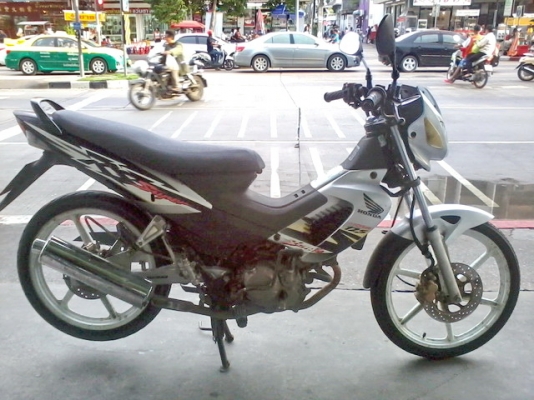 ขายSonic ปี48 ล้อแม็กเครื่องเดิมๆสภาพดี