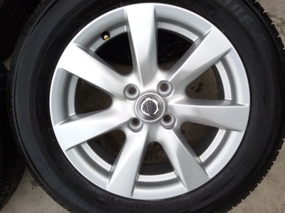 ขายล้อแม็กNISSAN ALMERA VL(รุ่นTOP) ยางปี14  4 ล้อ