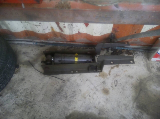 ขายชุดยกล้อวอลโว่fm12