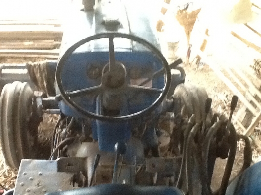 ขายครับรถไถเครื่องIsuzu 4BB1เกียร์ถอยพังเครื่องดีเยี่ยมเอกสารซื้อขายอุปกรณ์ตามรูป ขายครับรถไถเครื่องIsuzu 4BB1เกียร์ถอยพังเครื่องดีเยี่ยมเอกสารซื้อขายอุปกรณ์ตามรูป