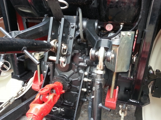 นางฟ้ามาแล้วจ้าๆๆๆ ยันร์ม่า EF494T 4 WD สภาพใกล้เคืองรถใหม่ป้ายแดง ทำงาน 120 ชั่วโมง