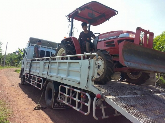 นางฟ้ามาแล้วจ้าๆๆๆ ยันร์ม่า EF494T 4 WD สภาพใกล้เคืองรถใหม่ป้ายแดง ทำงาน 120 ชั่วโมง