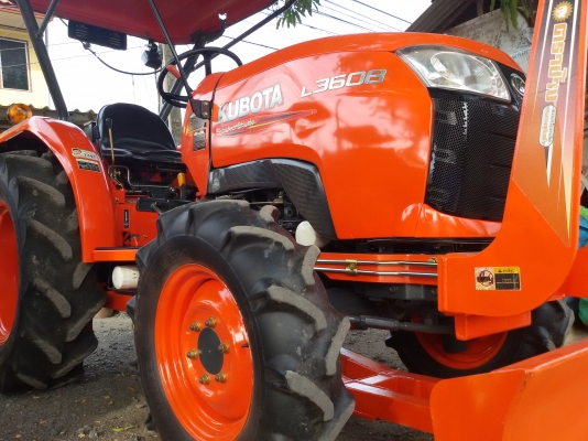 ปัญญาแทรคเตอร์..จัดมาให้ครับ ด่วน!!!คูโบต้า L3608  พร้อมใบมีดคานล่าง พร้อมส่งทั่วไทย จัดส่ง อ.เมือง จ.เพชรบูรณ์