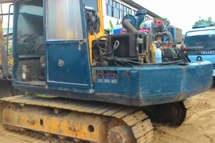 KOMATSU PC100-3 เปลี่ยนเครื่องISUZU 6BD-165แรงมีแอร์ KOMATSU PC100-3 เปลี่ยนเครื่องISUZU 6BD-165แรงมีแอร์